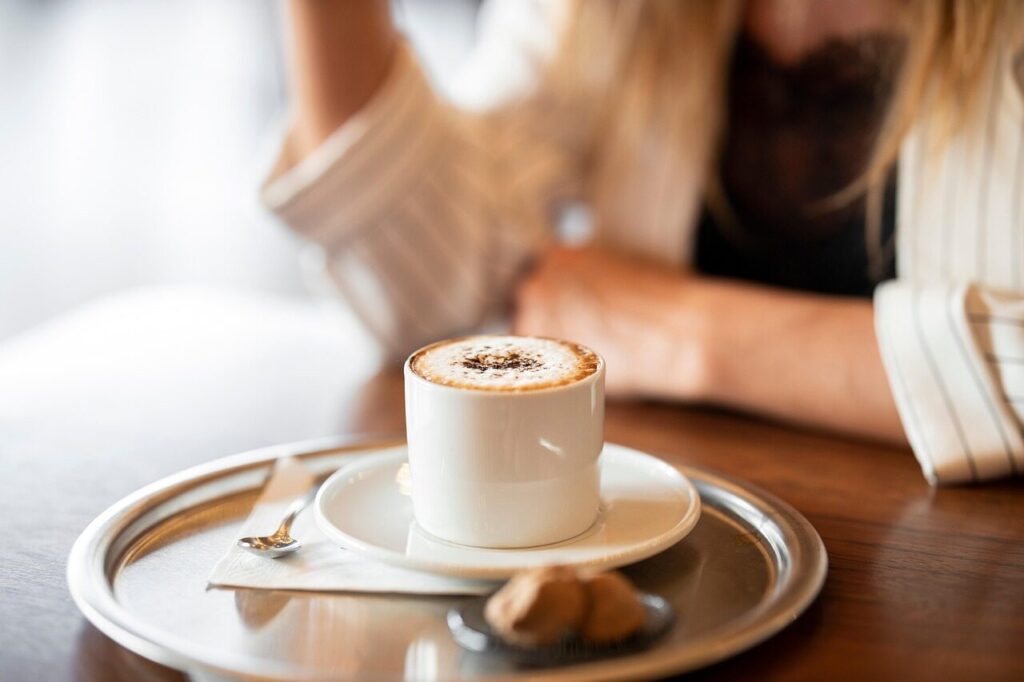 coffee, beverage, drink, cup, caffeine, espresso, coffee cup, cappuccino, breakfast, hot drink, hot beverage, hot coffee, food, delicious, restaurant, cafe