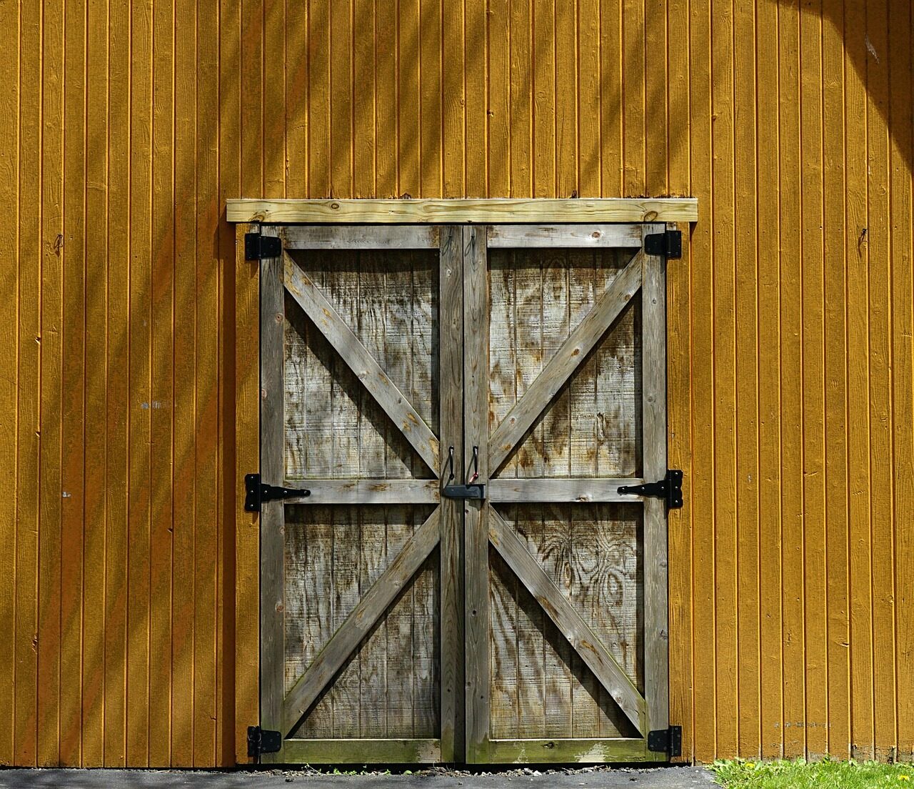 barn, door, shed, rural, wood, farm, brown farm, brown door