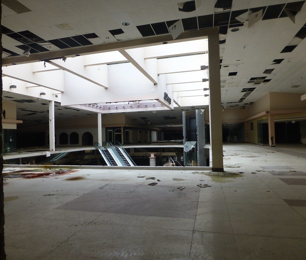 Rolling Acres Mall – Akron, Ohio