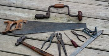 photo of brown carpentry tool kit