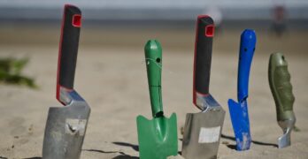 shovel, trowel, outdoors, sand, tool, soil, shovel, shovel, trowel, trowel, trowel, trowel, trowel