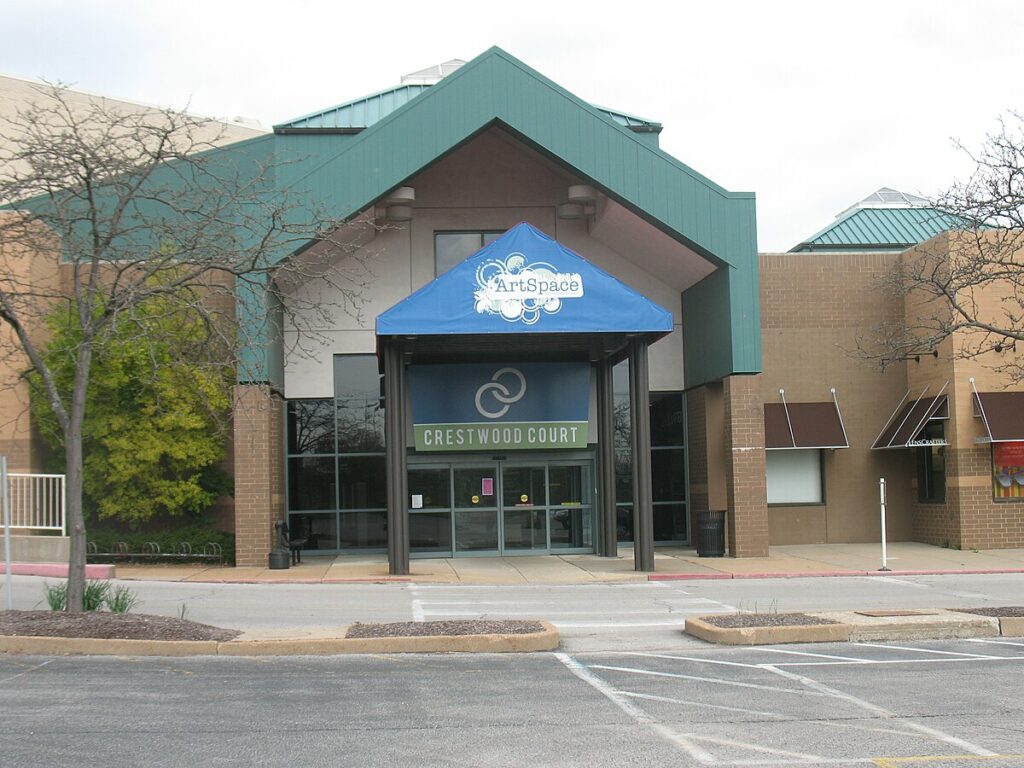 Crestwood Court – St. Louis, Missouri