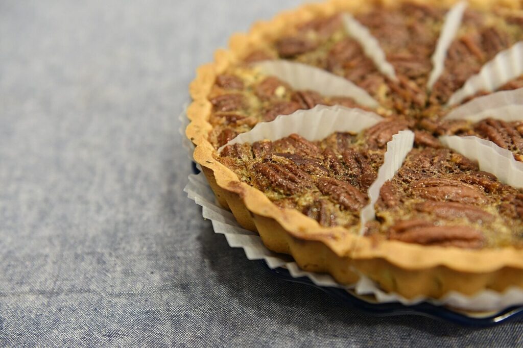 pie, pecan, nut, nuts, nature, walnut, organic, food, cake, bake, sweet, pecans, breakfast, gray food, gray cake, gray breakfast