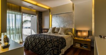 black and white bed linen