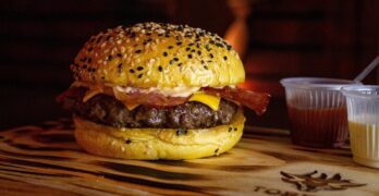 hamburger, snack, cheeseburger