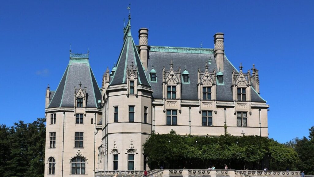 biltmore house, north carolina, asheville, blue house, north carolina, north carolina, north carolina, north carolina, north carolina, asheville, asheville, asheville