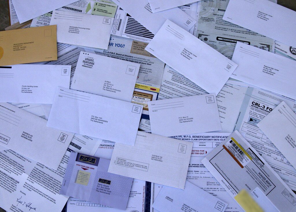 Mails