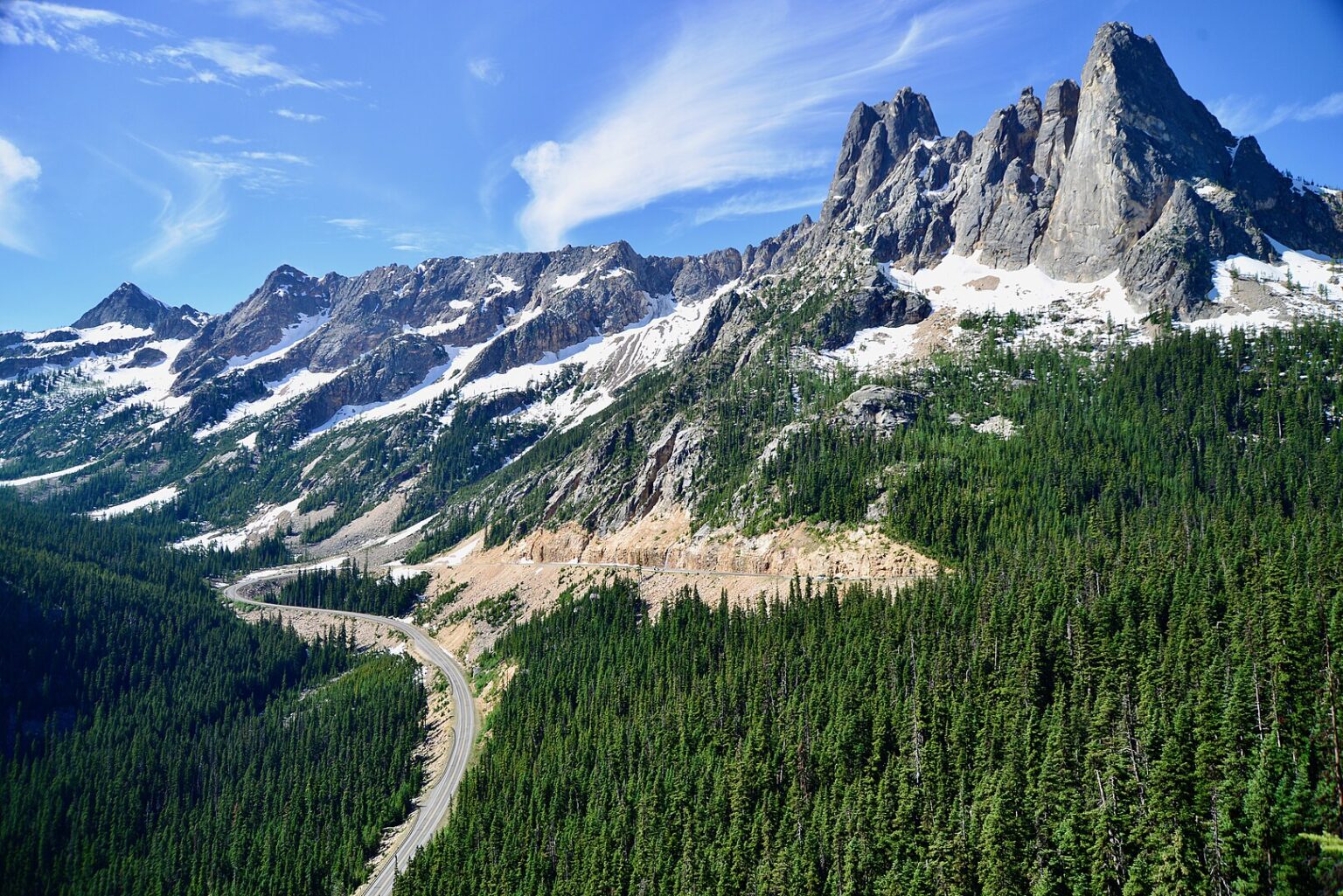 10 U.S. States With Scenic Byways More Beautiful Than Their National
