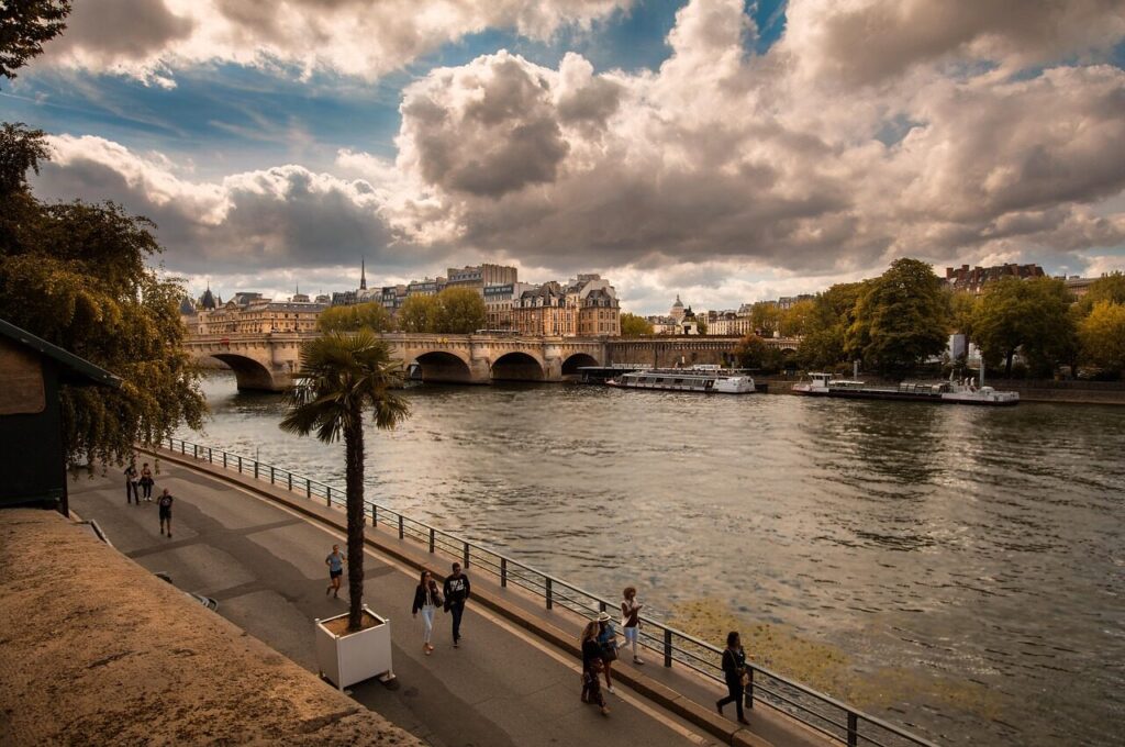 paris, seine, perspective, people, promenade, ile st-louis, photography, paris, paris, paris, paris, seine, seine, seine, seine, seine, people