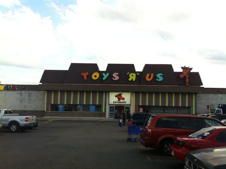 20 Stores Every Kid Loved in the Early 2000s | The WiC Project Blog