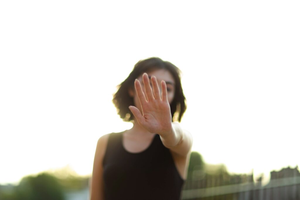 woman wearing black tank top