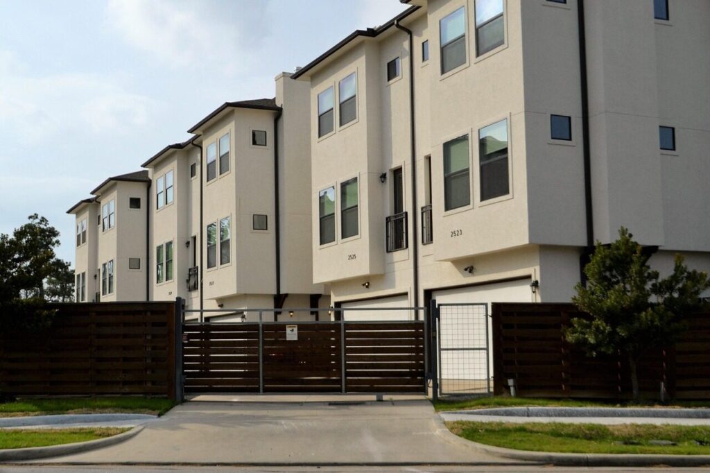 12 Suburban Design Choices That Make Communities Feel Isolated | The WiC Project Blog